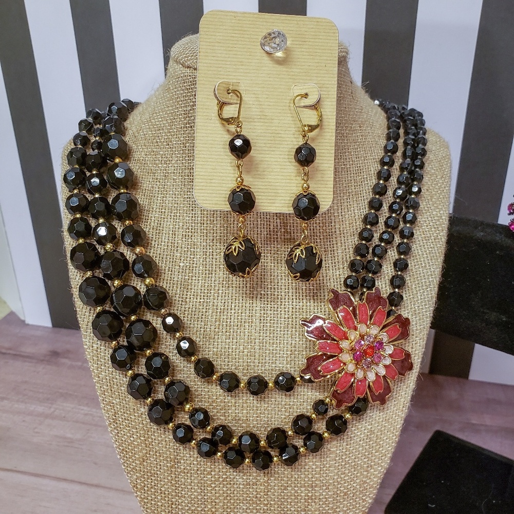 Black Beaded Jewelry Pink Purple Flower Set